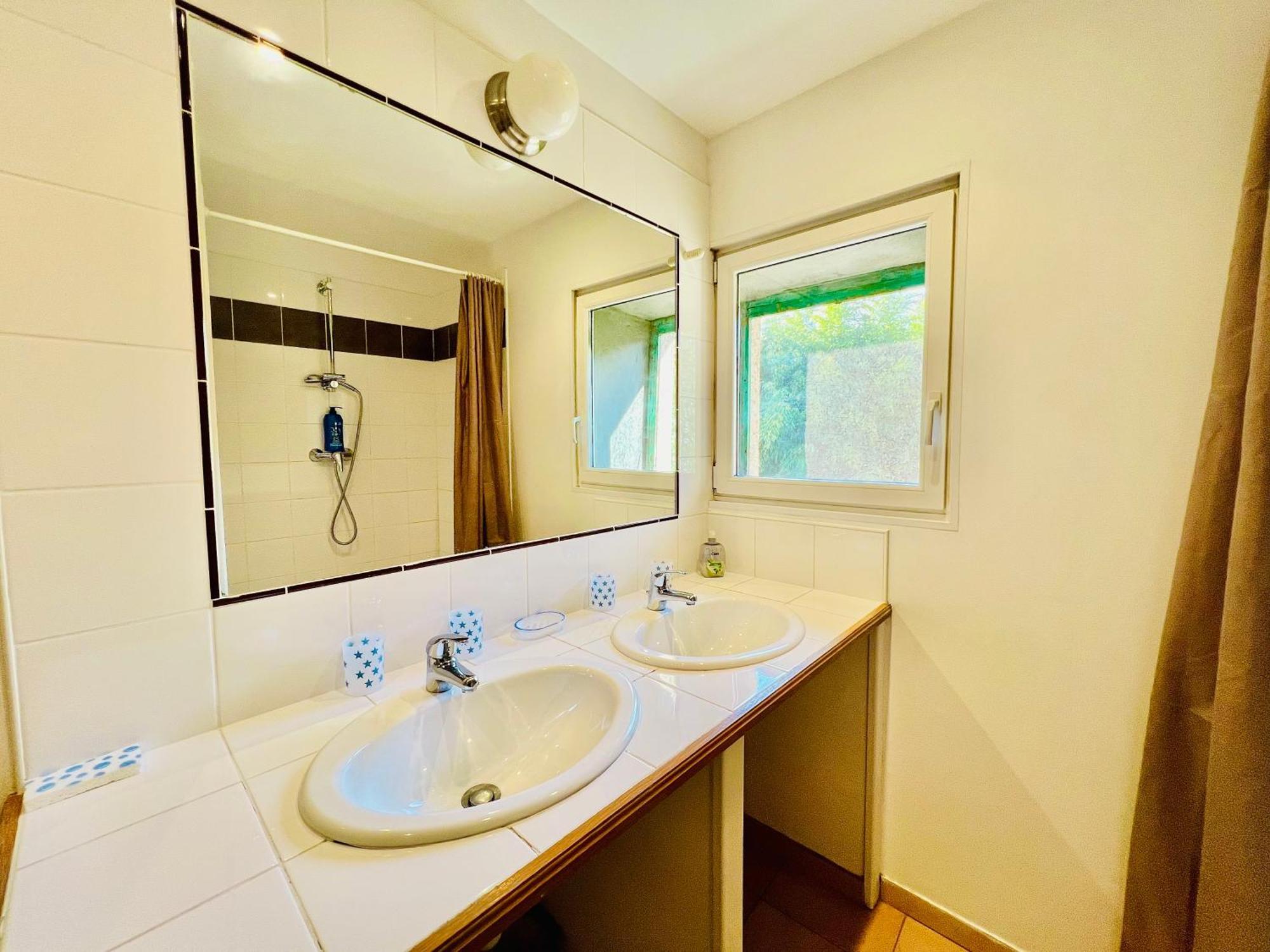 Le Moun Mazet Gite Rural 3 Etoiles, Clim, Nature, 6 Personnes Miramas Ngoại thất bức ảnh